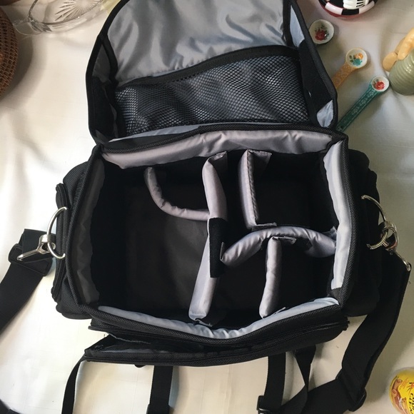 Premium Canon deluxe large gadget bag - Picture 11 of 11